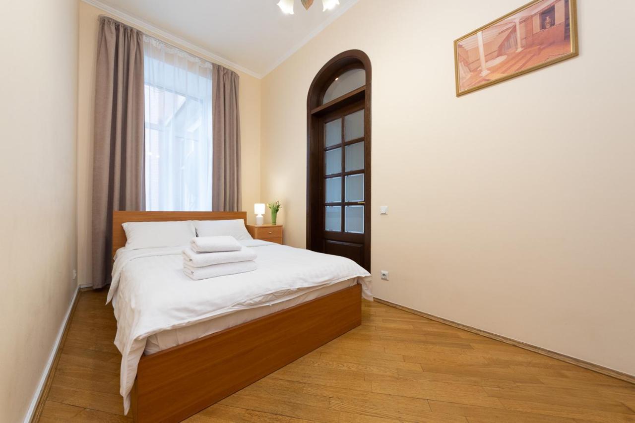 Apartament On Independence Square Kyiv Exterior photo